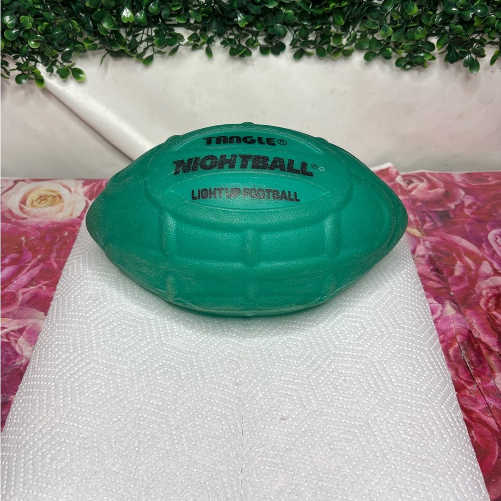 Tangle night ball football light up